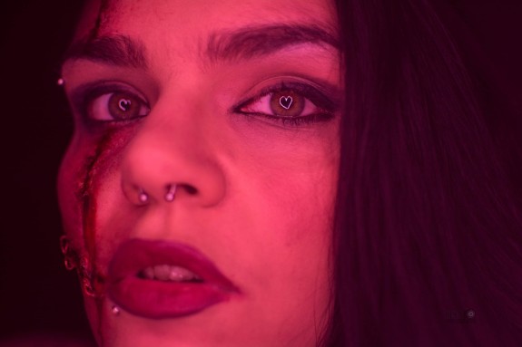 Professional and amateur pictures