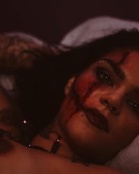 Professional and amateur pictures photo