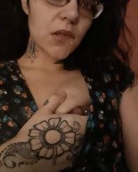 Professional and amateur pictures photo