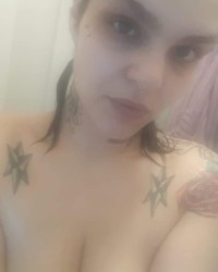 Professional and amateur pictures photo