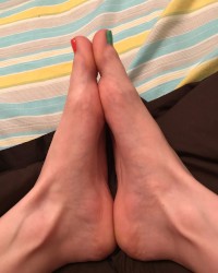 Feet Pics For Sale! Accepting Requests. photo
