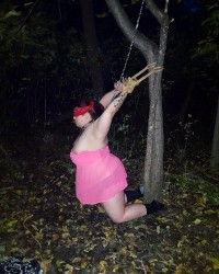 SLAVEBABY AMAYA SERVES  photo