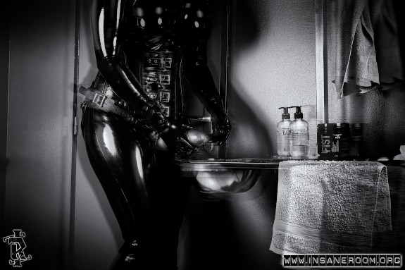 Insane Room Miss Hydia