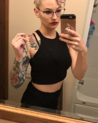 my roommate's selfies photo