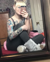 my roommate's selfies photo