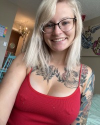 my roommate's selfies photo