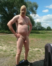 NylonFace macht FKK ** Radtour 2020 ** photo