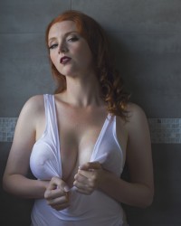 Boudoir photo