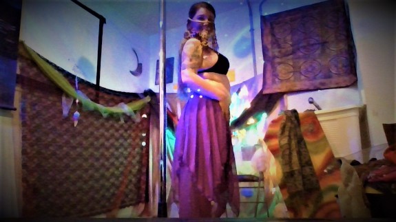 Arabic goddess Bellydancing photos