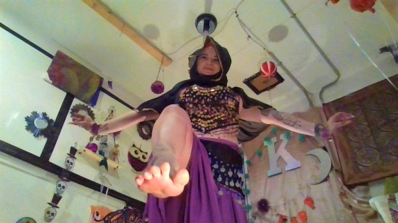 Arabic goddess Bellydancing photos