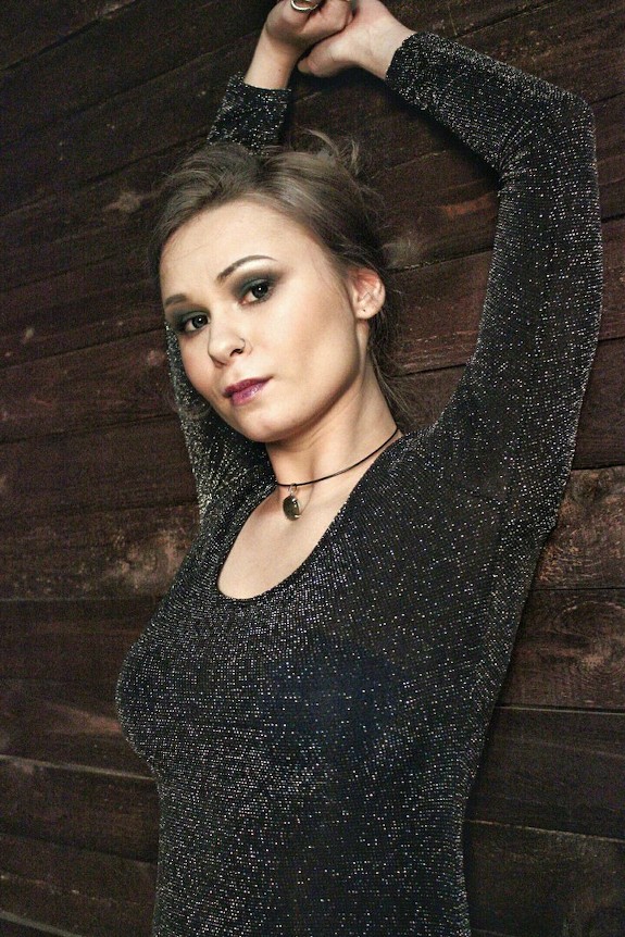 Annessix Reign Erotic photos / photo from filming - MindBreakers