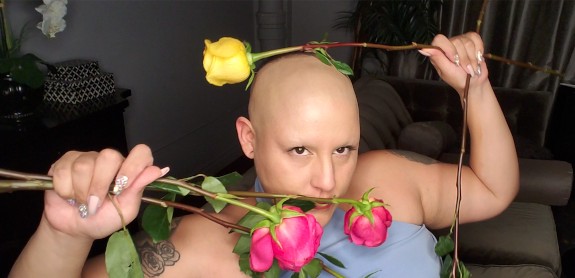 Beautiful headshave girl  no eyebrows