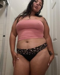 There’s a video to these pics... If I get 500 subscribers I’ll post... photo