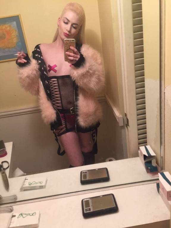 Some pics of me getting ready for some fun! Hope you like!
