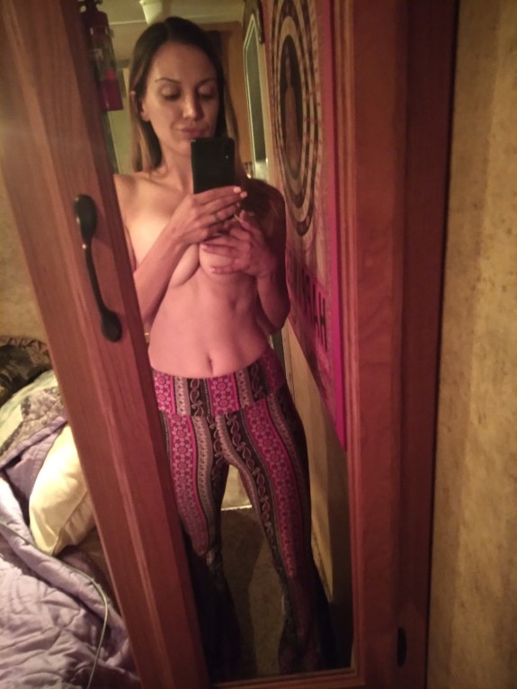 Just a teaser 'til you motivate me to show more... 