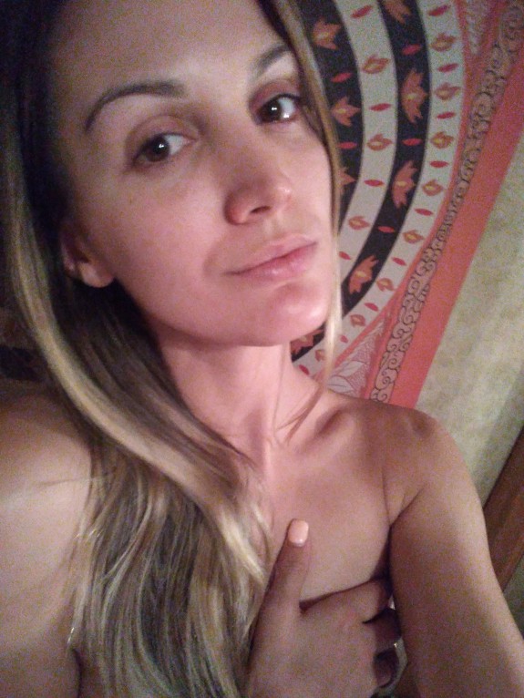 Just a teaser 'til you motivate me to show more... 