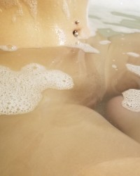 Bath tub playy time! (; photo