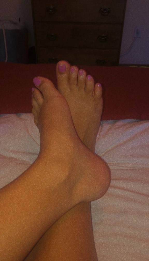Feet pics for everyone into that ;)