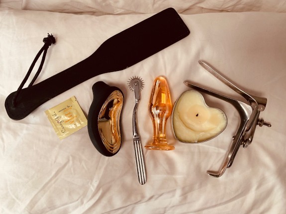 Who wants to buy me moar?