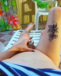 BARE feet photo
