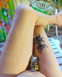 BARE feet photo