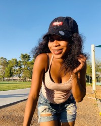 Sexy Bracefaced Lightskin photo