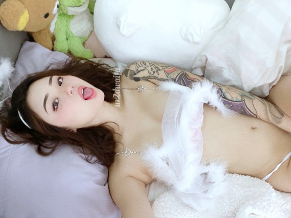 ♡ ur2dwaifu ♡
