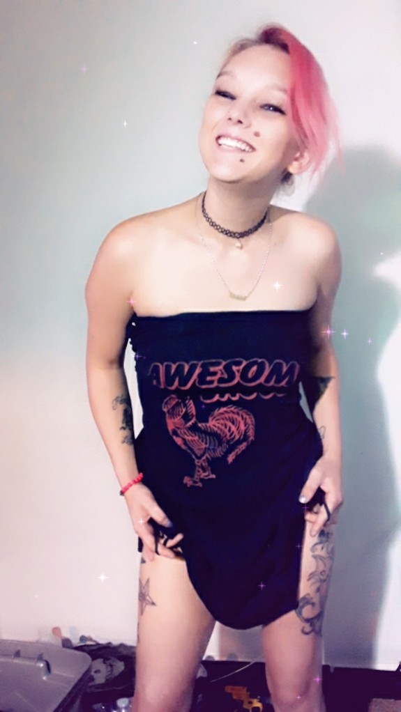 Khittie De'Voue photo shoots with different hair colors