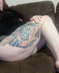 Emberlyn Does Things photo