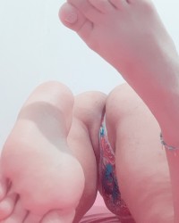 Feets and Ass photo