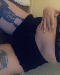 Foxy roxy photo