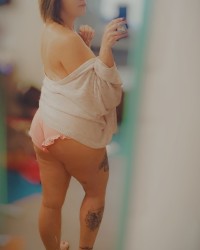 Suziehomemakr dirty girl photo