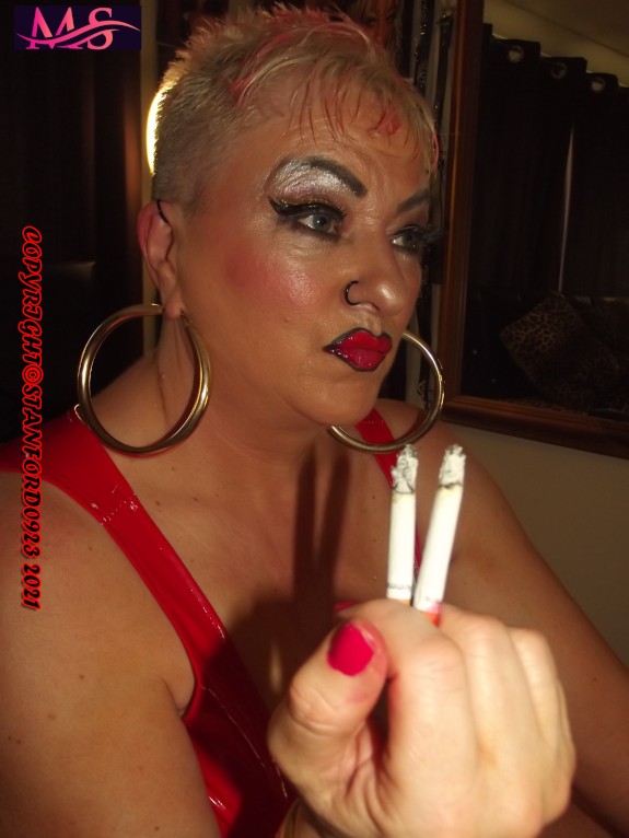 WHORE WHO LOVES TAKING IT UP THE ARSE