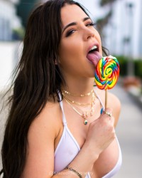 Do you like me with dark hair? photo