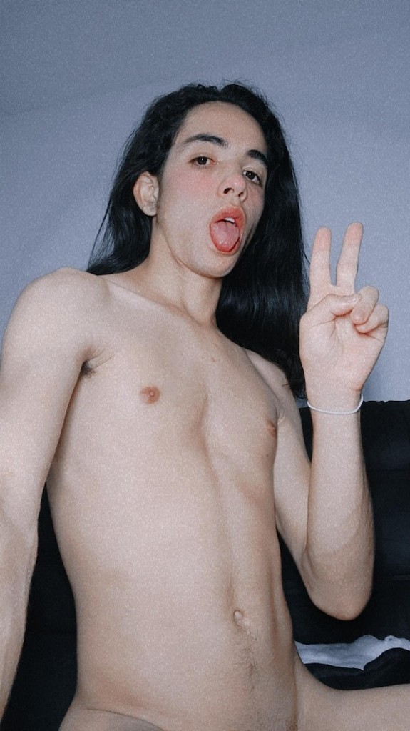 nudes hot.