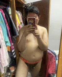 chubby fat bot small penis photo