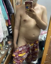 chubby fat bot small penis photo