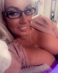 StormeeSmilesXXX photo