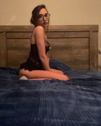 Someone please fill me 💦💦 photo