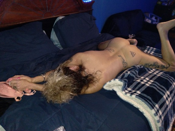 Mommy needs some cock