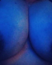 Colorful an dressy titties photo