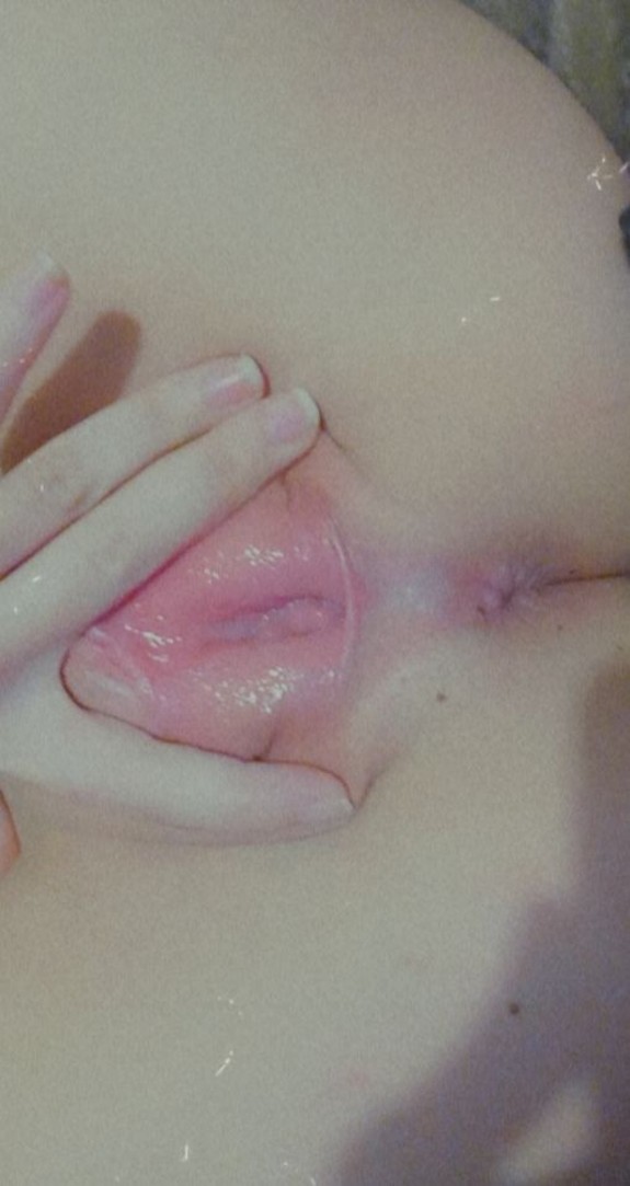 Hot babe, close up pussy