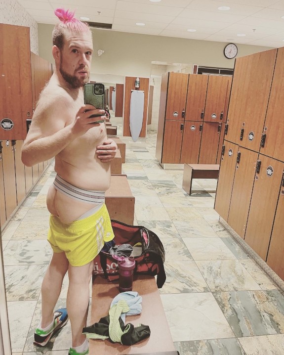 Sweaty Gym Bear Strips off musky jock and socks (SEE DESCRIPTION)