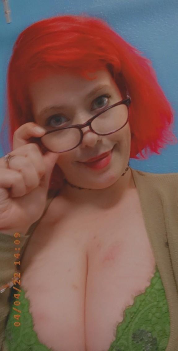 Shadraxx Crimson Red Head