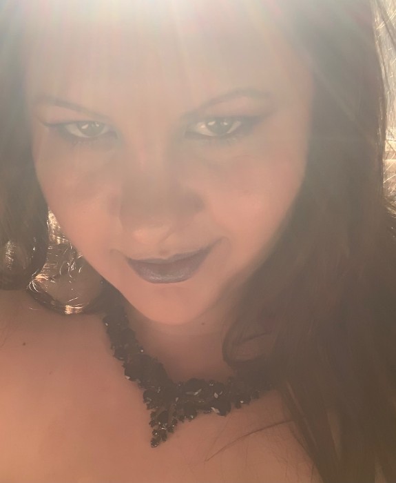 Rainbow Goth Makeup on a Perfect Natural BBW Babe