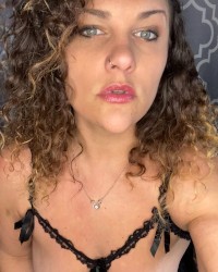 Slutty Sexy Milf 😉 see more OF @malloryknox37 photo