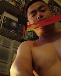 202104000 photo