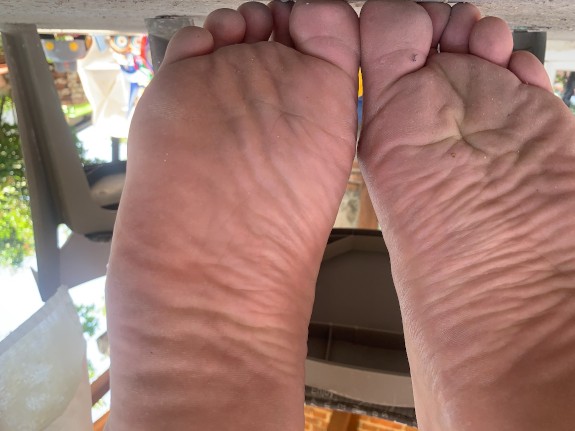 Welcome to my feet photo
