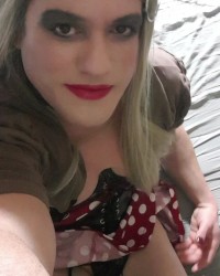 blonde lucie coquine photo