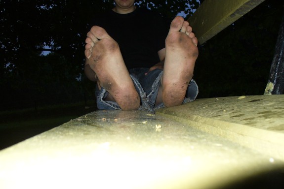 feets teen guy